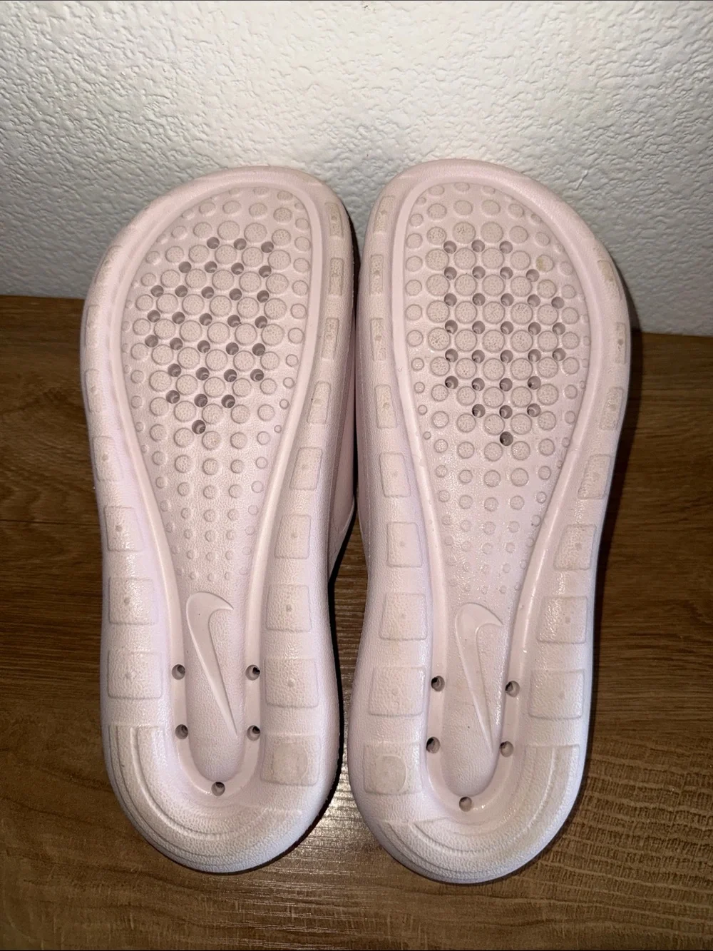 Nike soft light